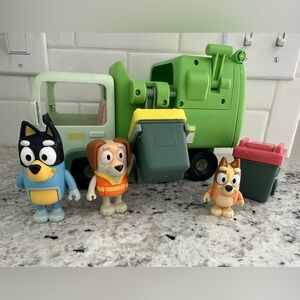 Bluey Toy Garbage Truck with Figures